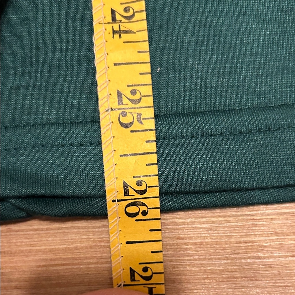 Elegant Forest Green Dandelion Tee - Picture 4 of 5